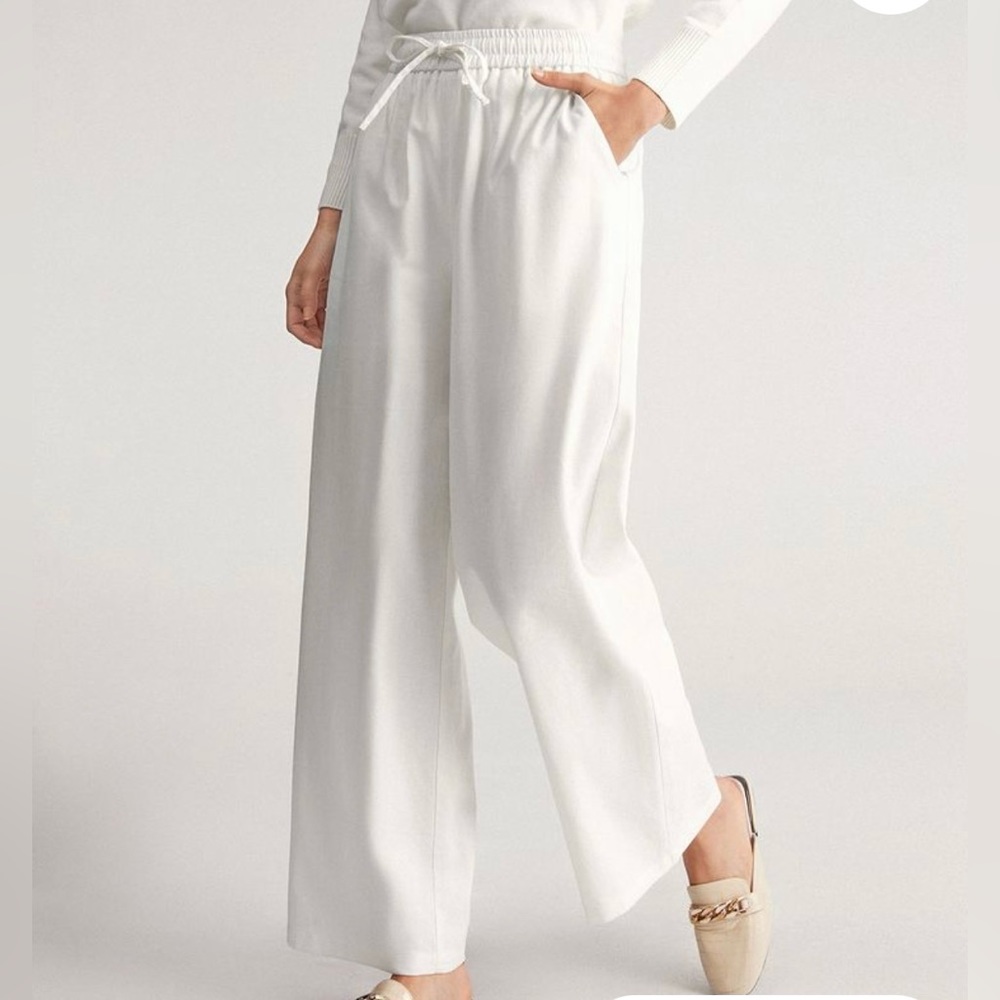 COMMENSE White Simple Bell Pants Size Small NWT
